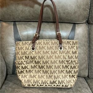 ❤️SOLD❤️ Michael Kors Brown and Tan MK Logo Tote